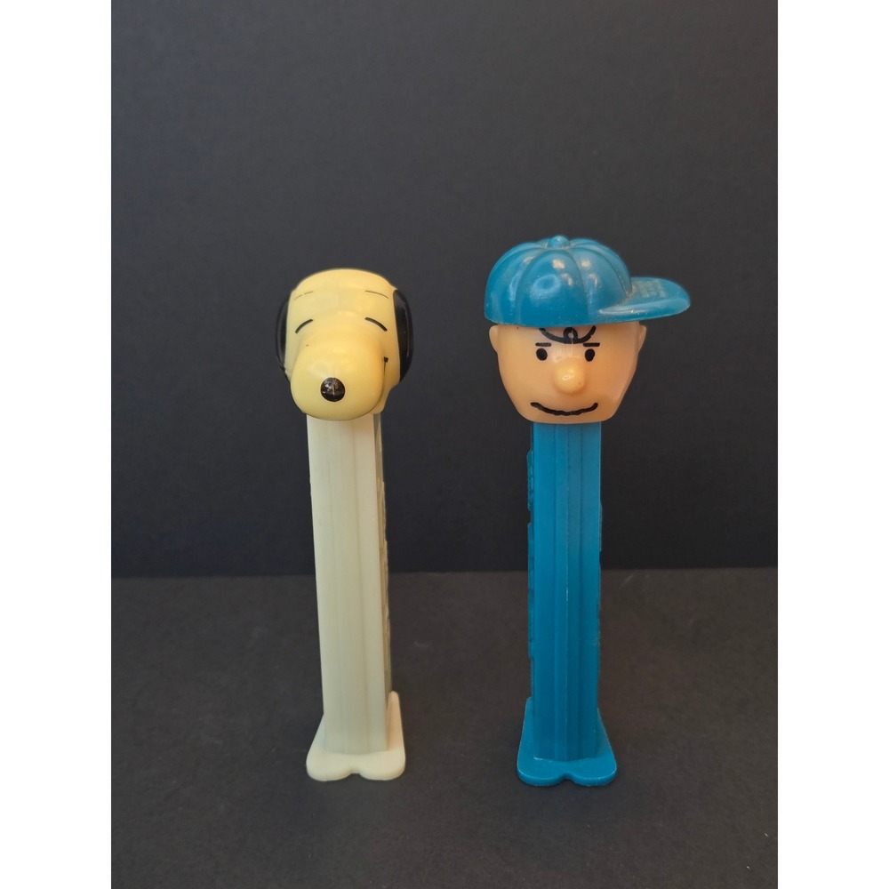 Vintage PEZ Peanuts‎ Charlie Brown Blue Hat & Snoopy Dispenser Set Slovenia